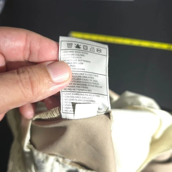 Nike Golf Shorts Mens 38 Beige Pleated Khaki Golfing Casual Walking Performances - Picture 10 of 13